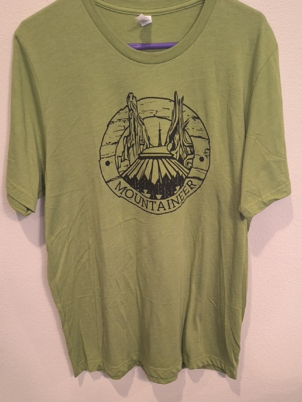 Bella Canvas Light Green Mountaineer Graphic Tee Men's XL